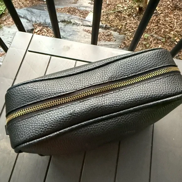 Vegan Purse Bundle - Picture 3 of 16